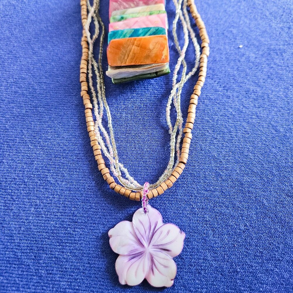 Shell Necklace & Bracelet Set - Picture 11 of 12